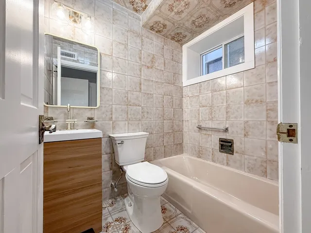 $4,100 | 33 Elmwood Street, Revere, MA 02151