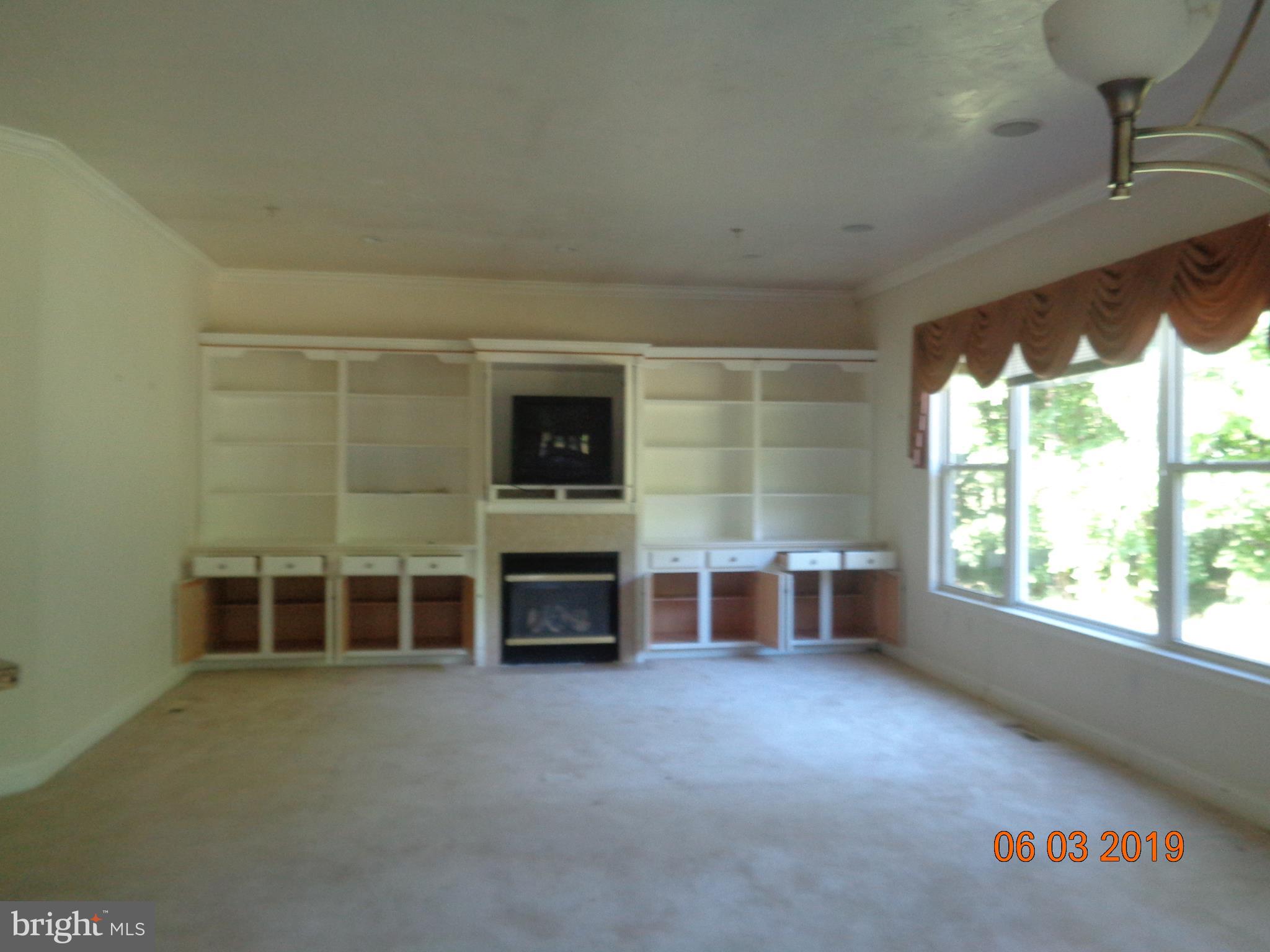 60 Farmington Road West Accokeek, MD 20607 - Photo 3 of 9 1st floor family room