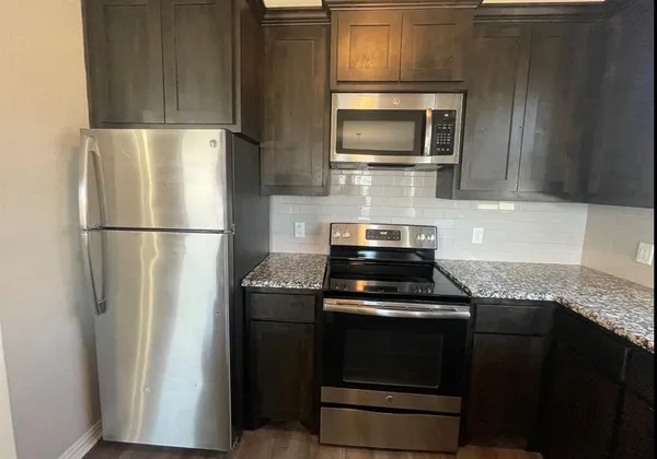 $1,650 | 126 Ridgmar Road, Unit 4, Weatherford, TX 76088