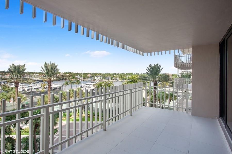2 Grove Isle Drive, Unit B410 Miami, FL 33133 - Photo 40 of 43 a view of a balcony