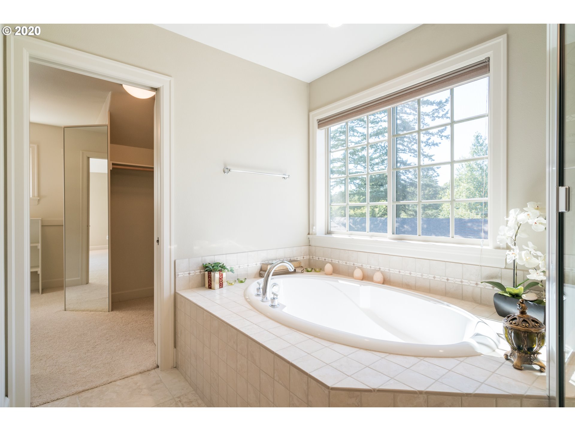 12986 Knaus Road Lake Oswego, OR 97034 - Photo 21 of 32 Gallery Image 21