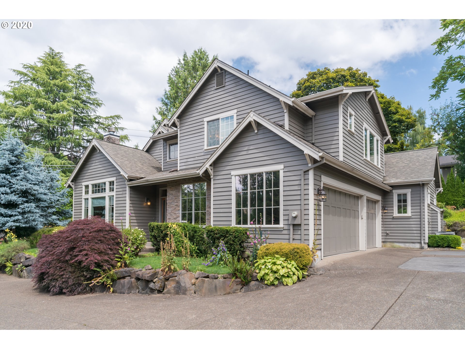 12986 Knaus Road Lake Oswego, OR 97034 - Photo 4 of 32 Gallery Image 4