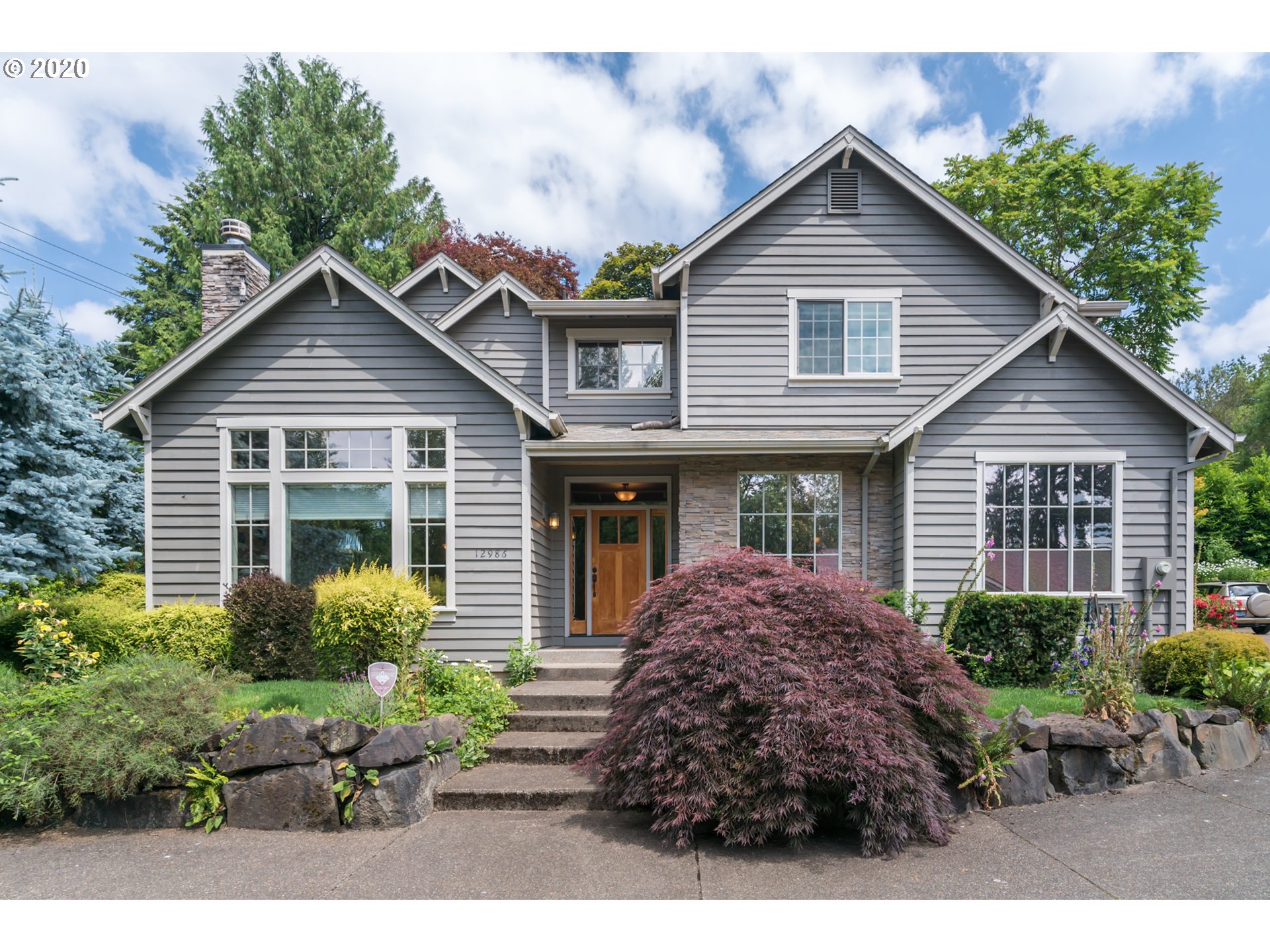 12986 Knaus Road Lake Oswego, OR 97034 - Photo 5 of 32 Gallery Image 5