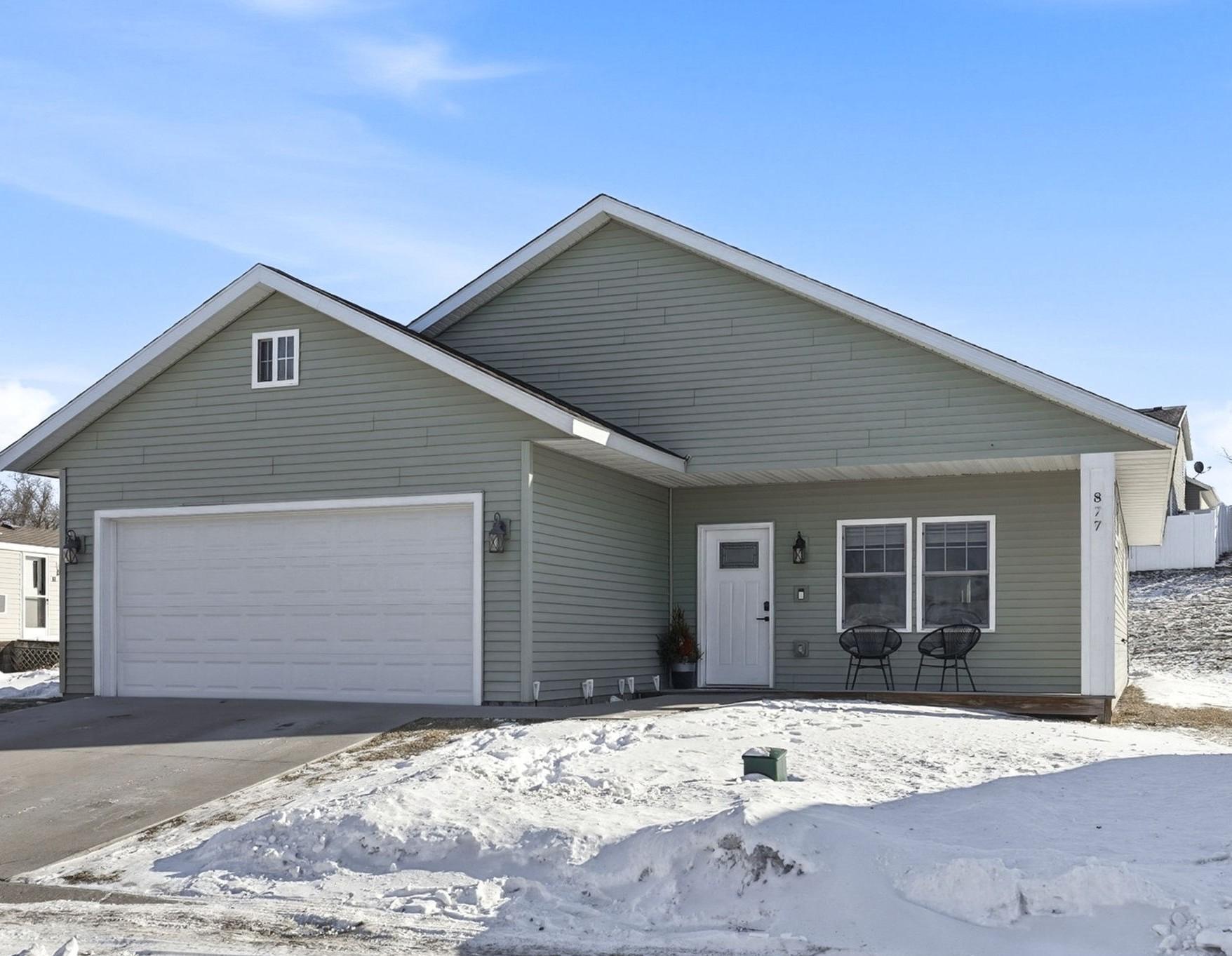 877 18th Street Zumbrota, MN 55992 - Photo 2 of 30