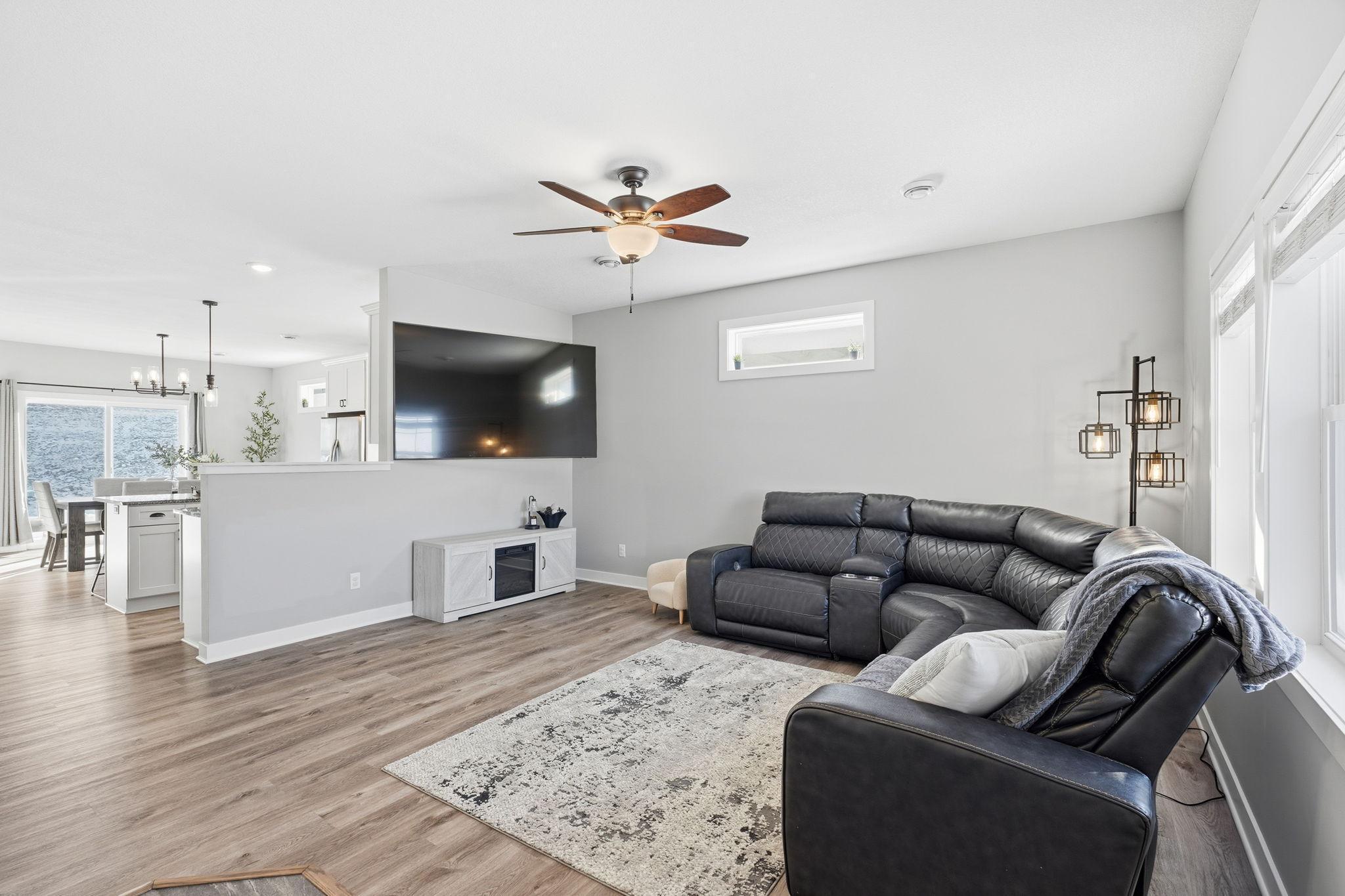 877 18th Street Zumbrota, MN 55992 - Photo 3 of 30