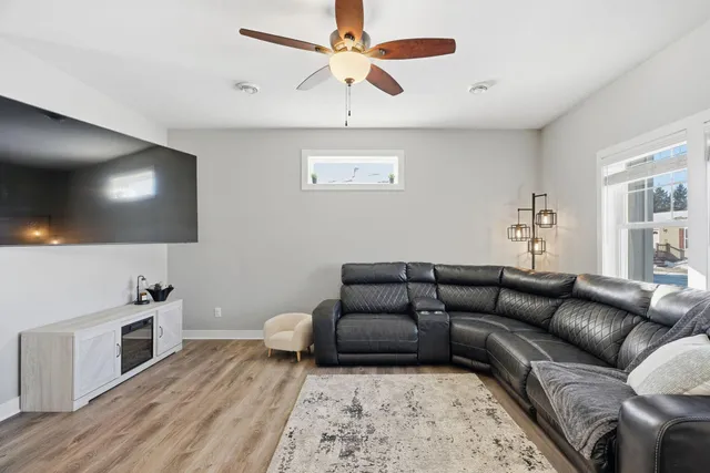 $315,000 | 877 18th Street, Zumbrota, MN 55992