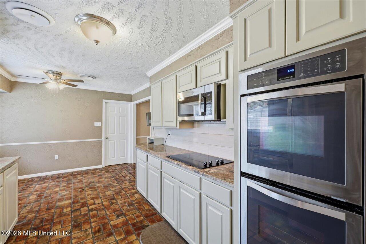 69 Summit Ridge Drive Brandon, MS 39042 - Photo 12 of 47 14-69 Summit Ridge Dr _ Home Tours MS