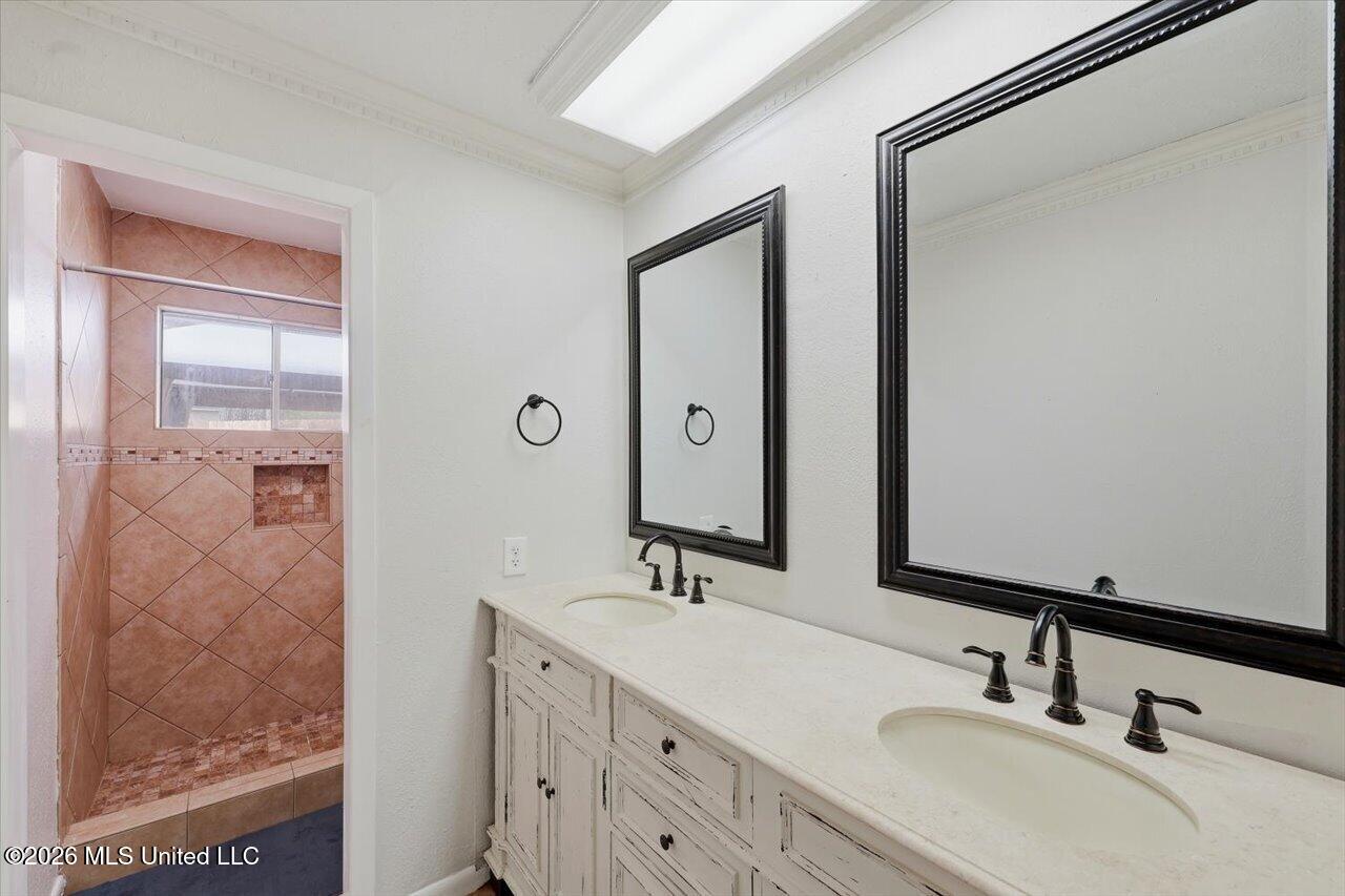 69 Summit Ridge Drive Brandon, MS 39042 - Photo 29 of 47 27-69 Summit Ridge Dr _ Home Tours MS