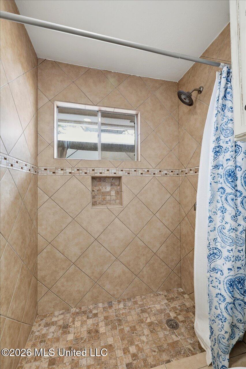 69 Summit Ridge Drive Brandon, MS 39042 - Photo 30 of 47 28-69 Summit Ridge Dr _ Home Tours MS