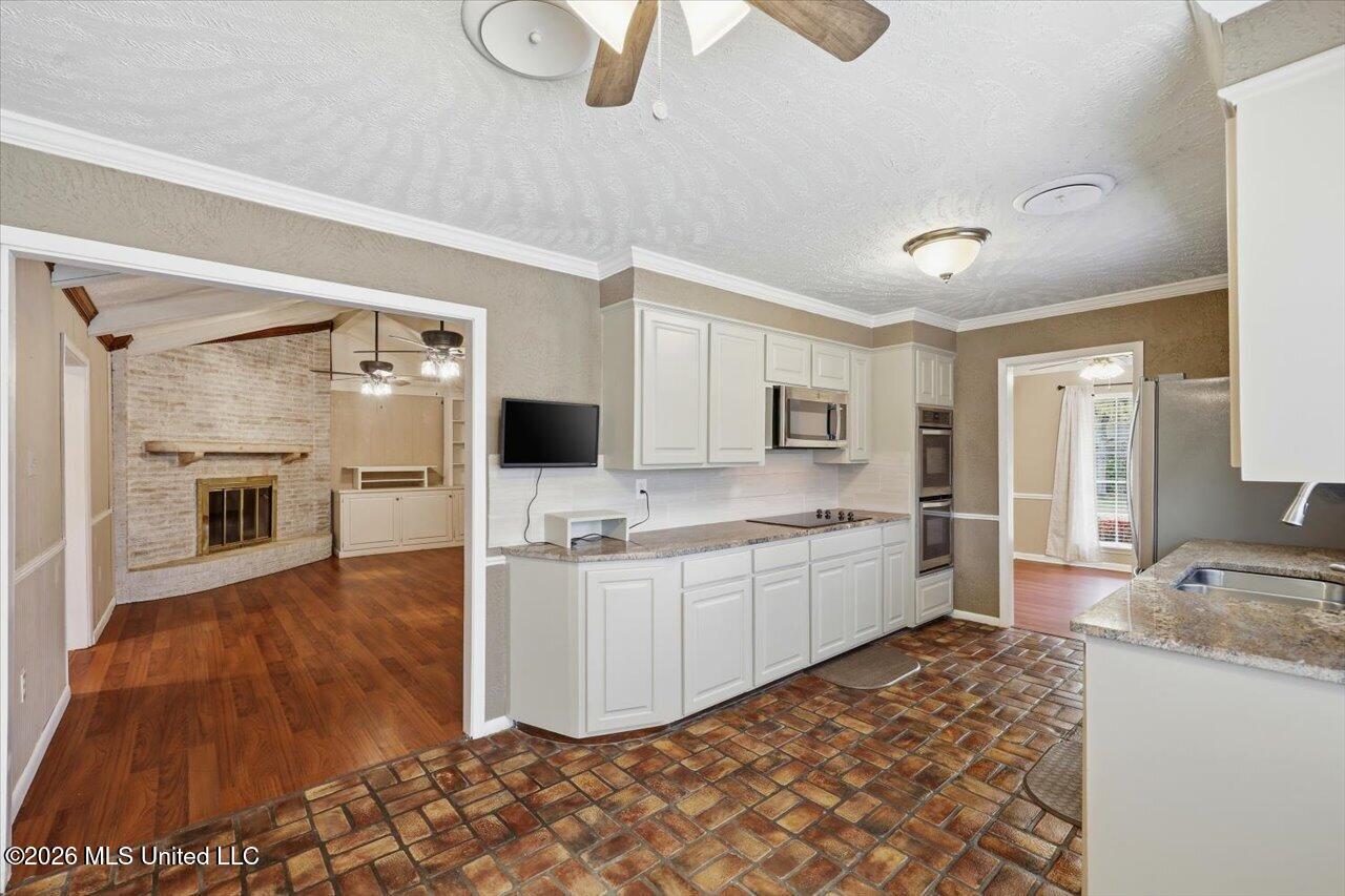 69 Summit Ridge Drive Brandon, MS 39042 - Photo 10 of 47 16-69 Summit Ridge Dr _ Home Tours MS