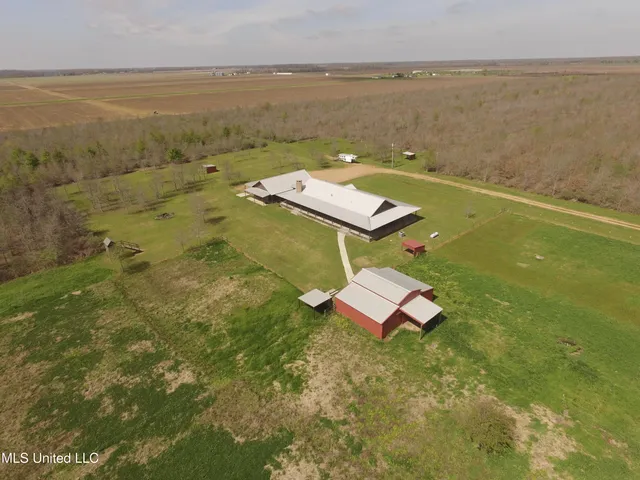 $1,130,200 | 299 Highway 569, Ferriday, LA 71334