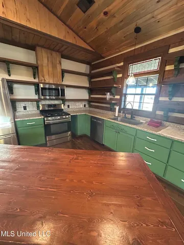 $1,130,200 | 299 Highway 569, Ferriday, LA 71334