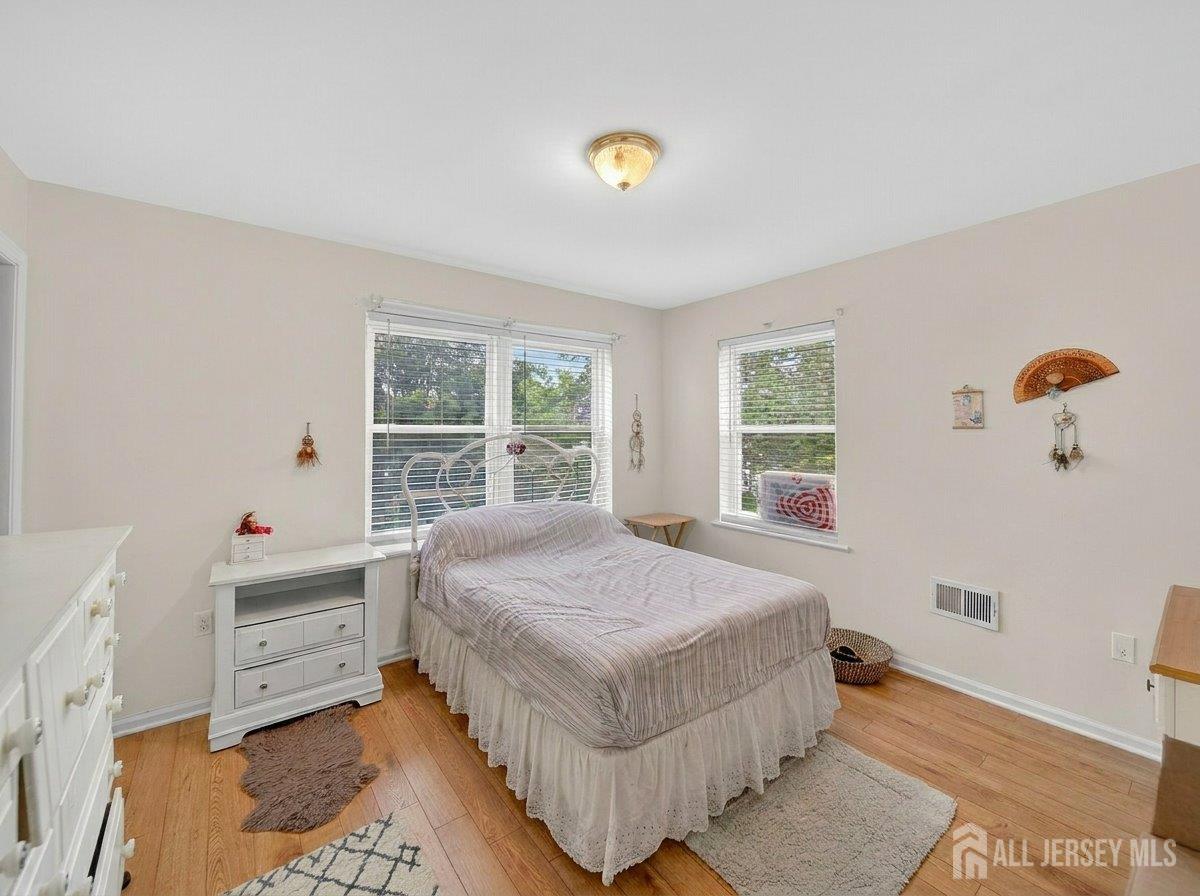 112 Commerce Street Perth Amboy, NJ 08861 - Photo 18 of 33
