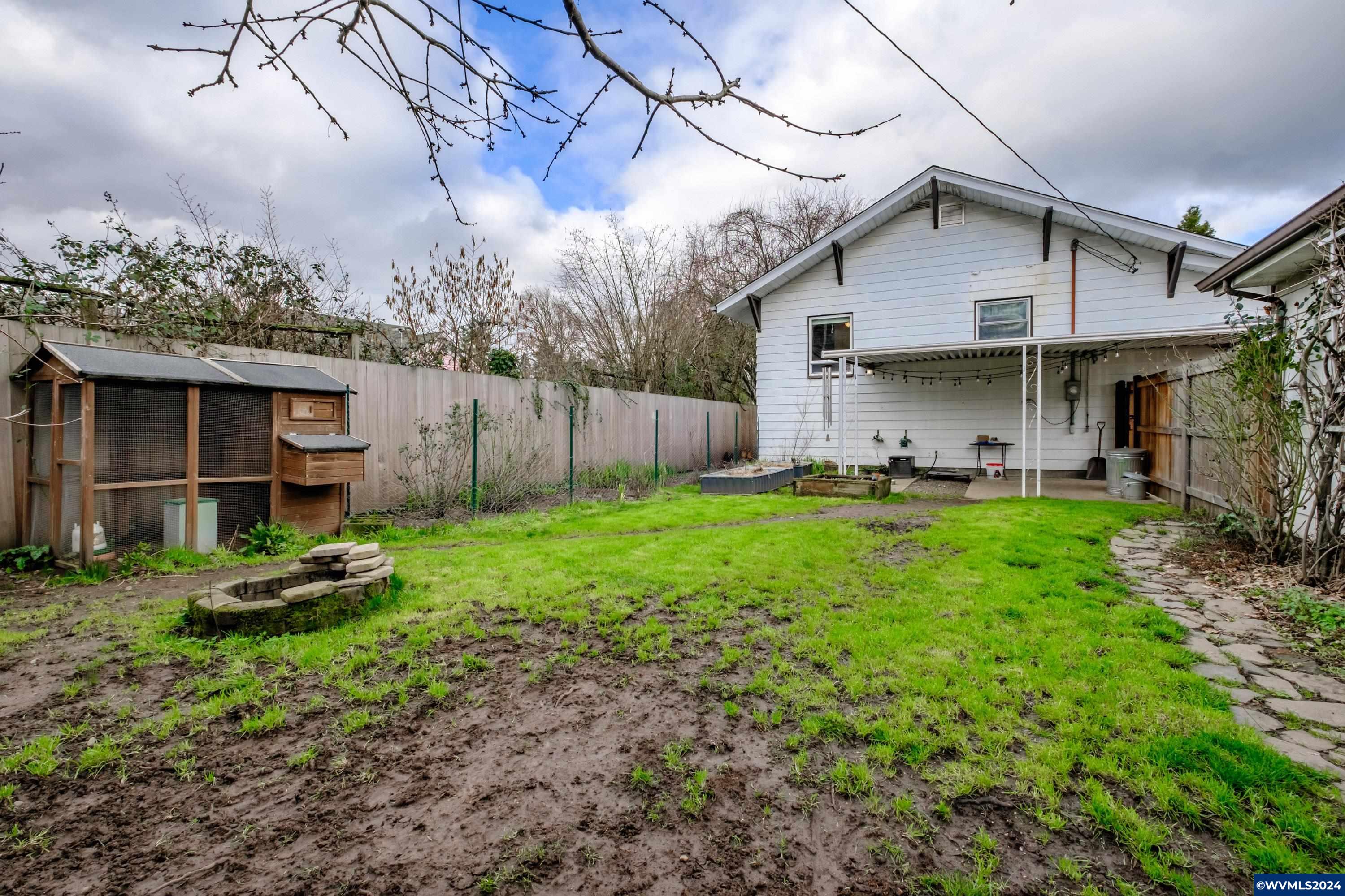 1026 Southwest 8th Avenue Albany, OR 97321 - Photo 37 of 39