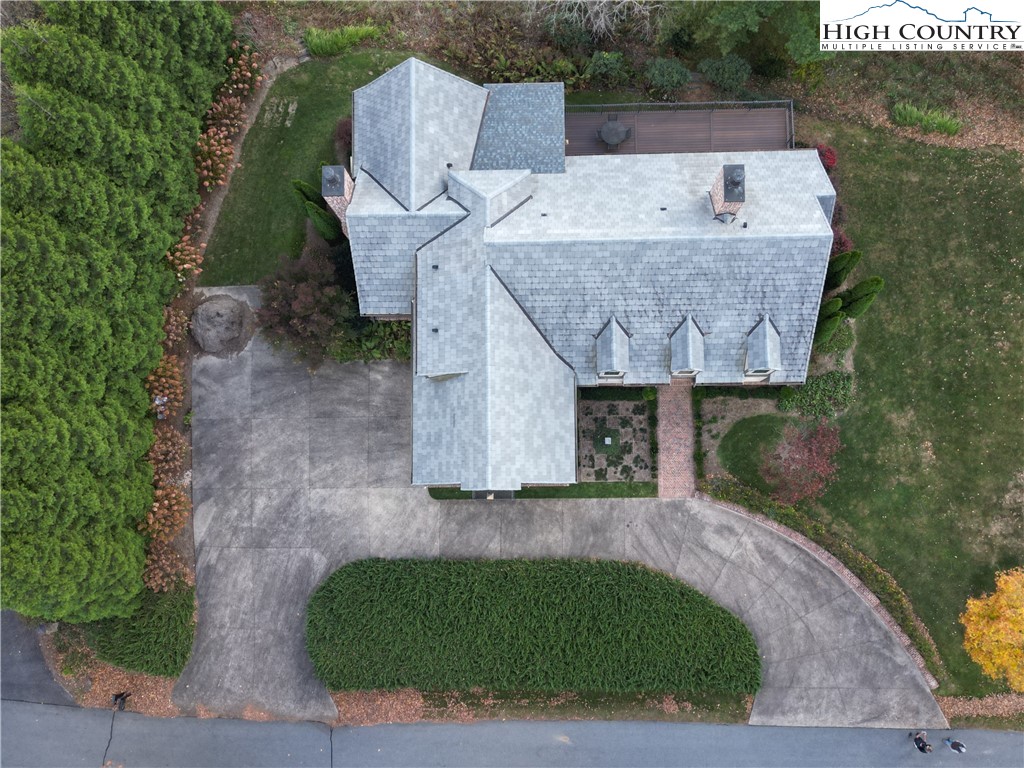 520 East Landing Ridge Circle Jefferson, NC 28640 - Photo 42 of 50 an aerial view of a house with a yard and trees