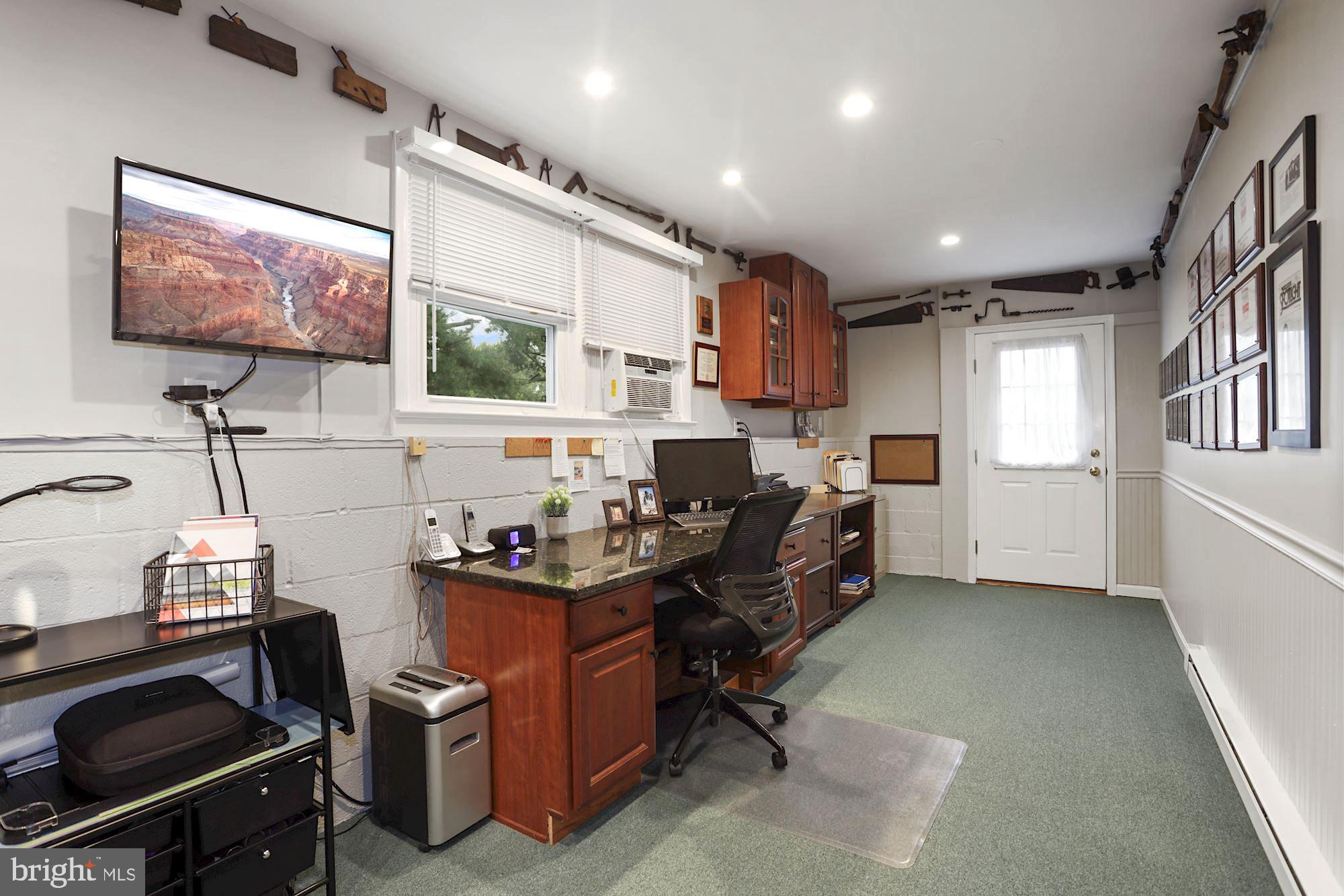 702 Appomattox Road West Davidsonville, MD 21035 - Photo 30 of 45 Home Office / Study Space