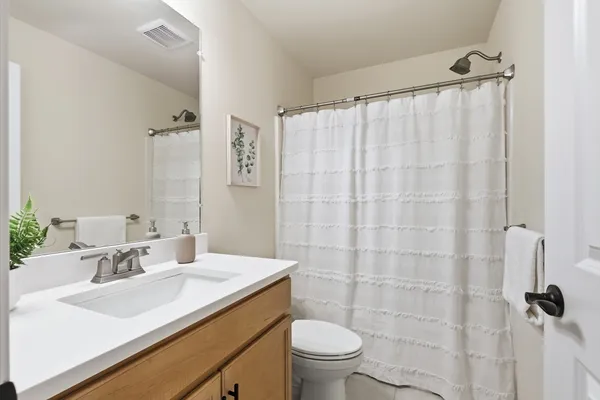 $1,395,000 | 5 Dylan Way, North Grafton, MA 01536