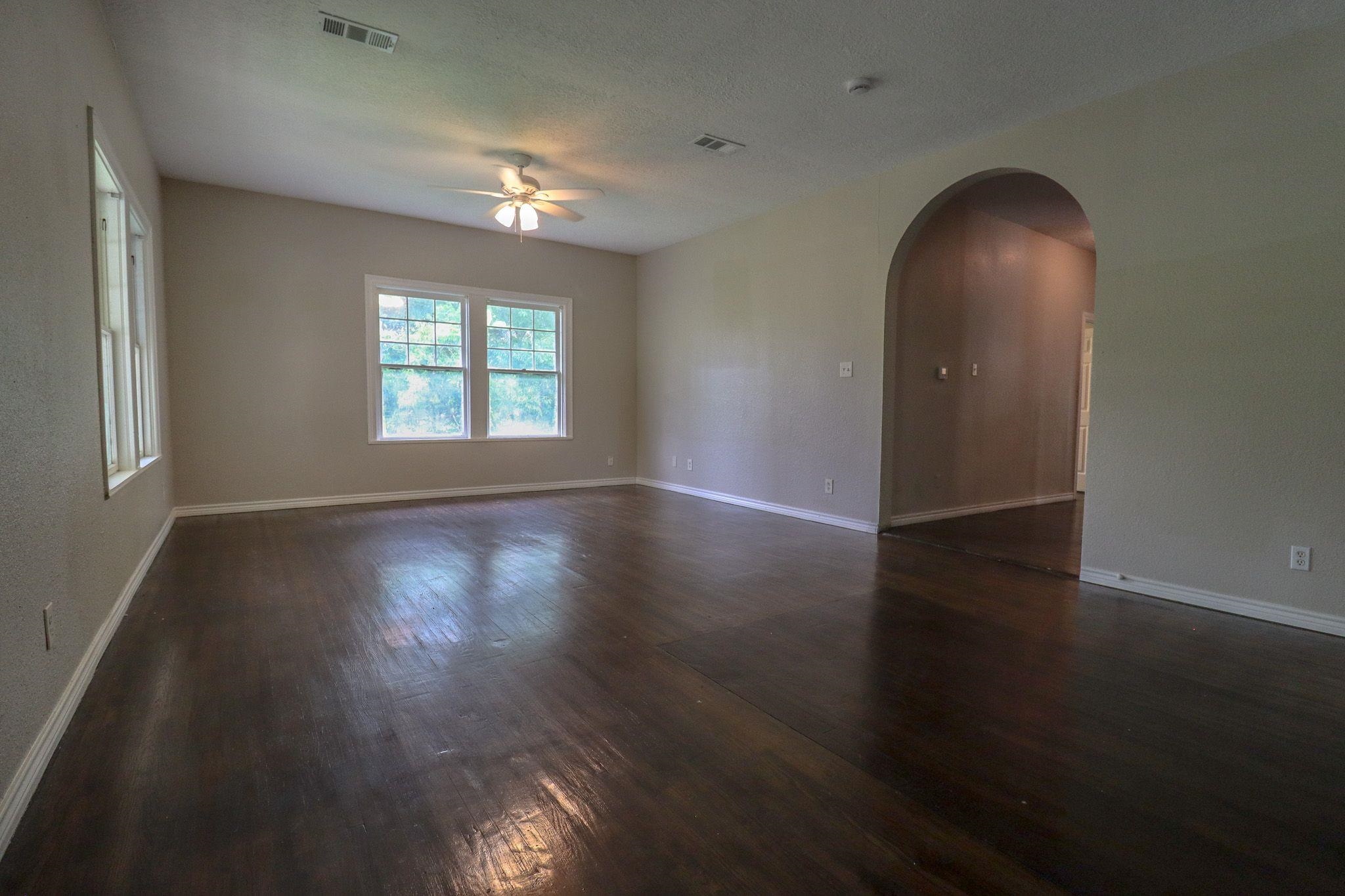 2350 Pecos Street Beaumont, TX 77702 - Photo 20 of 35