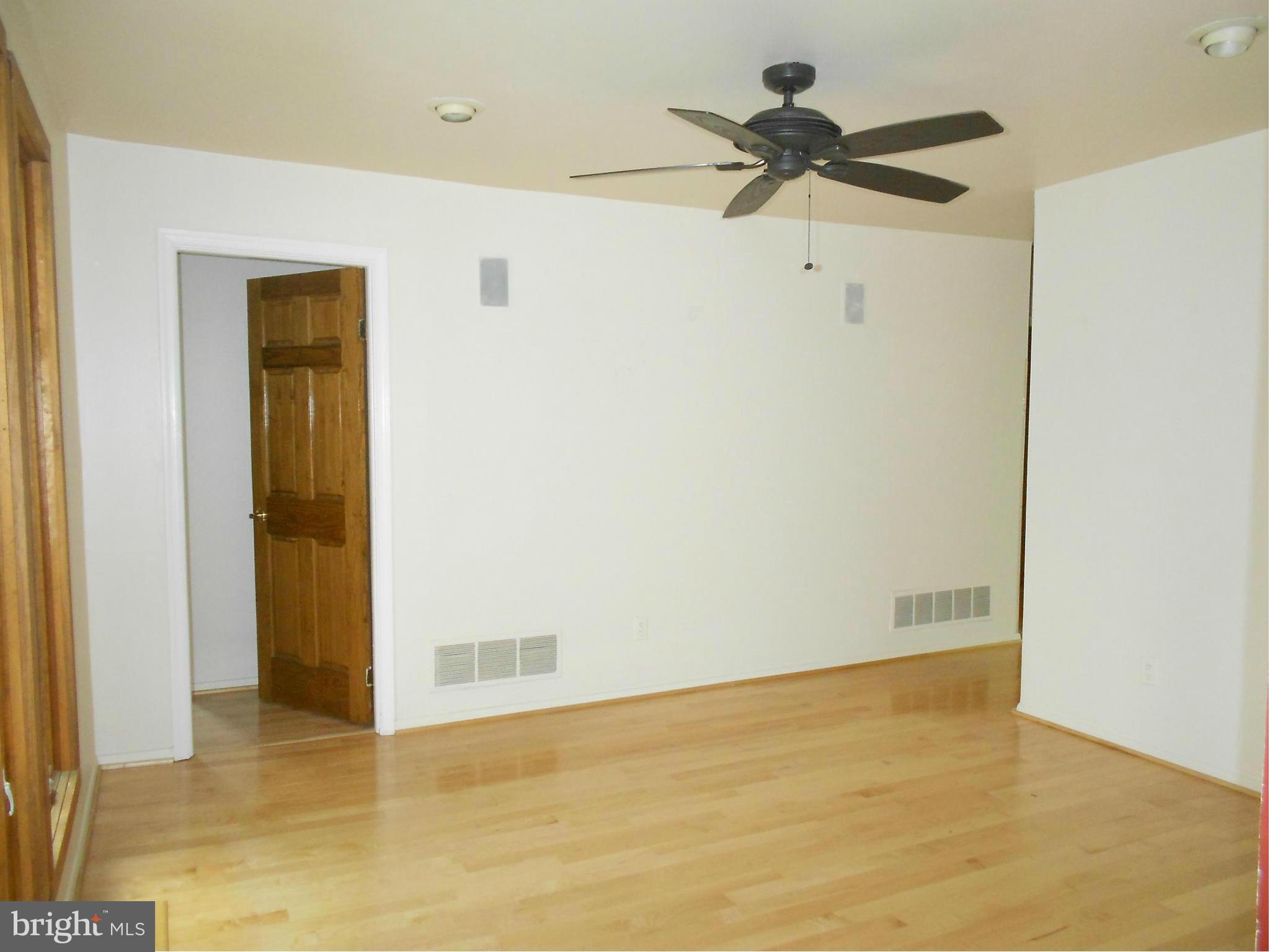 13712 Princess Anne Way Phoenix, MD 21131 - Photo 16 of 23 Family Room