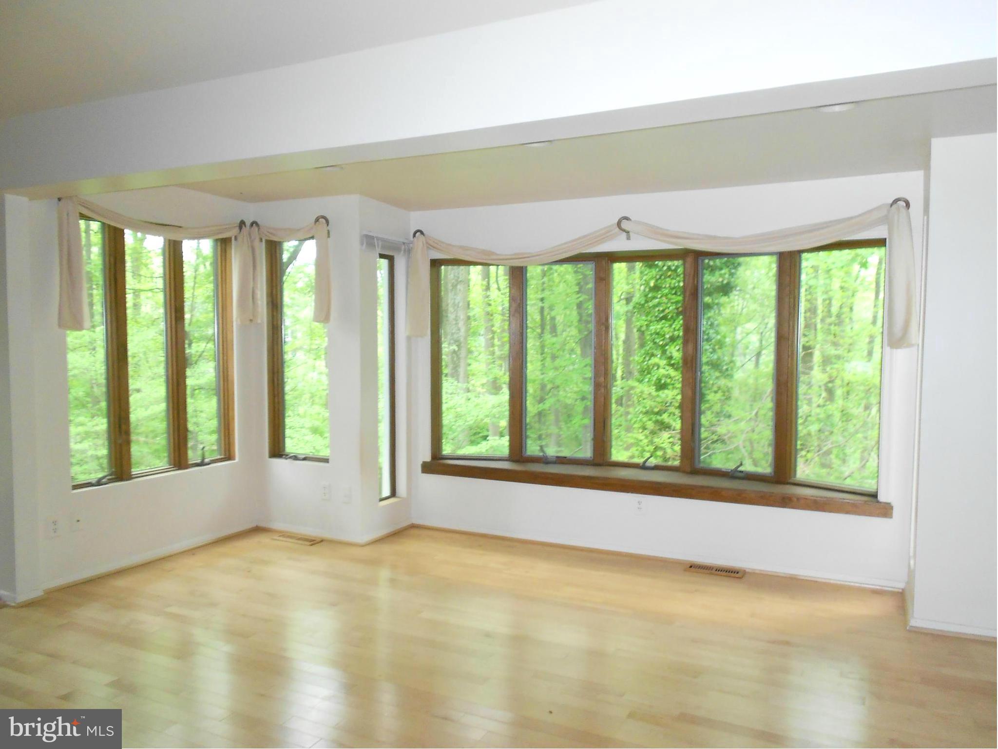 13712 Princess Anne Way Phoenix, MD 21131 - Photo 5 of 23 Dining Room