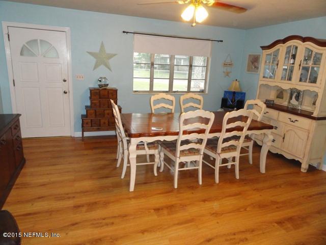 1702 Shelton Road Jacksonville, FL 32211 - Photo 9 of 34 living room view 2