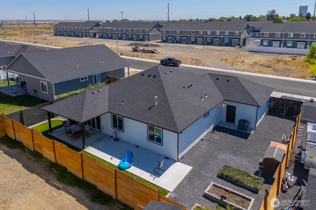 $437,000 | 909 5th Avenue Northeast, Ephrata, WA 98823