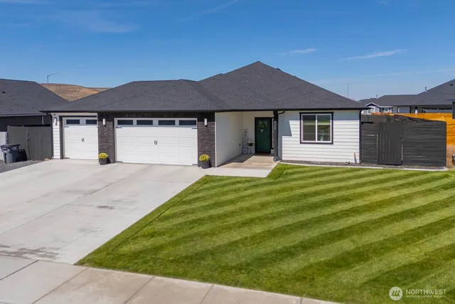 $437,000 | 909 5th Avenue Northeast, Ephrata, WA 98823