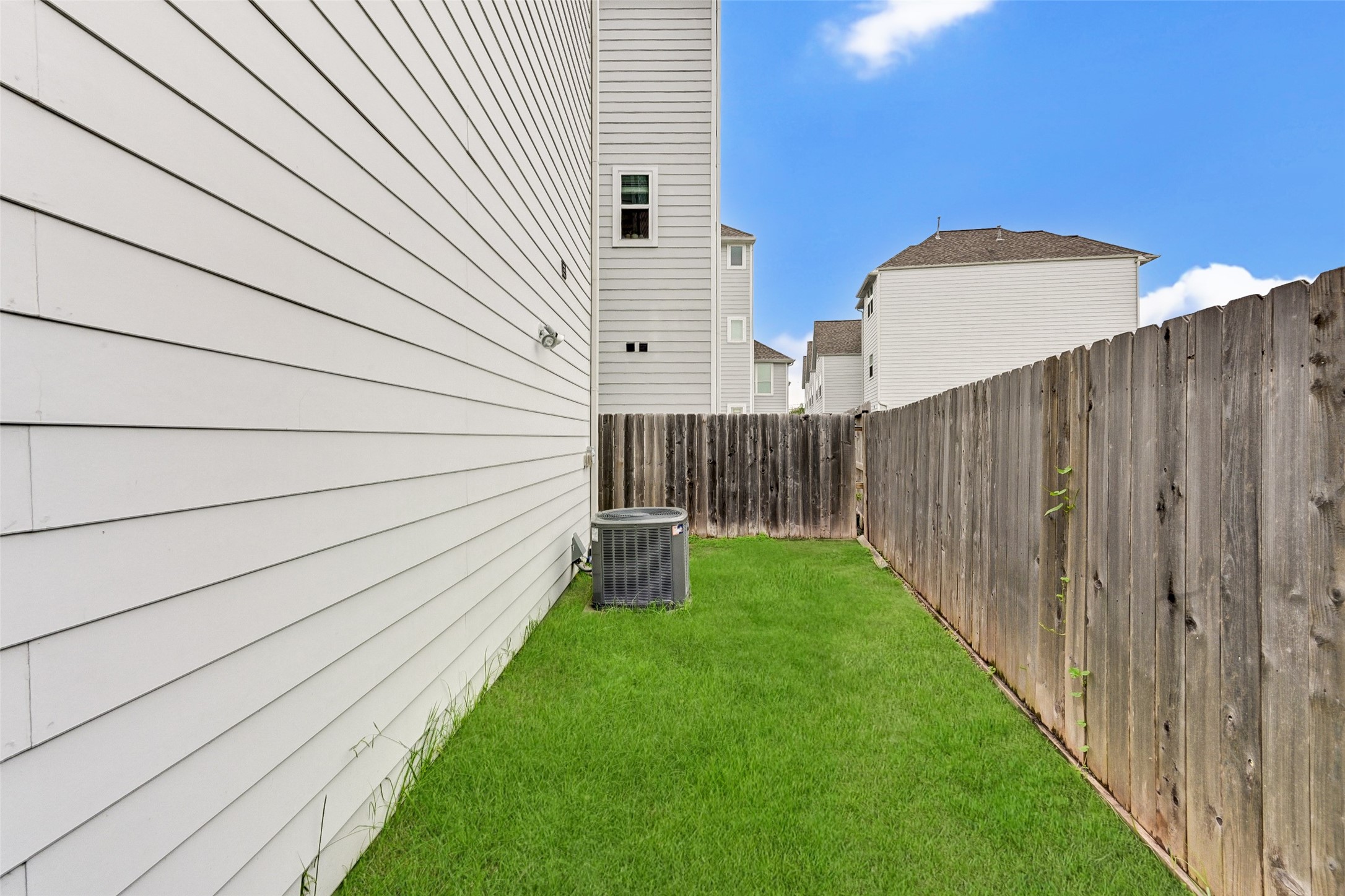 705-rd Link Road Houston, TX 77009 - Photo 26 of 27