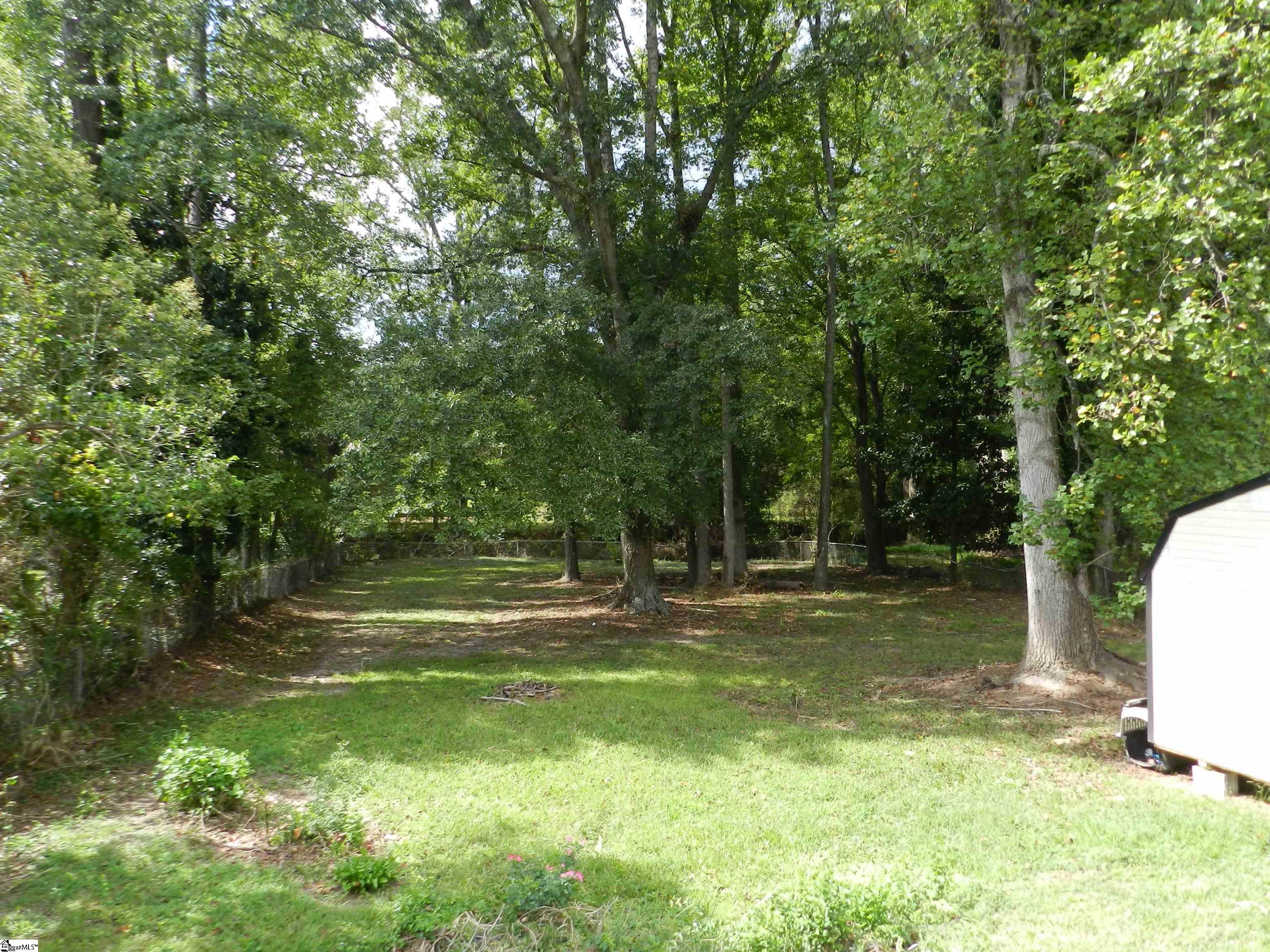 111 Montclair Road Mauldin, SC 29662 - Photo 2 of 21