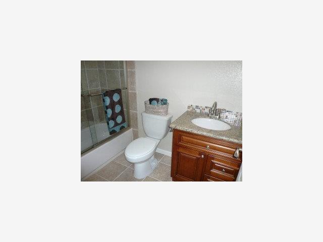 801 Inverness Way Sunnyvale, CA 94087 - Photo 6 of 9 Gallery Image 6