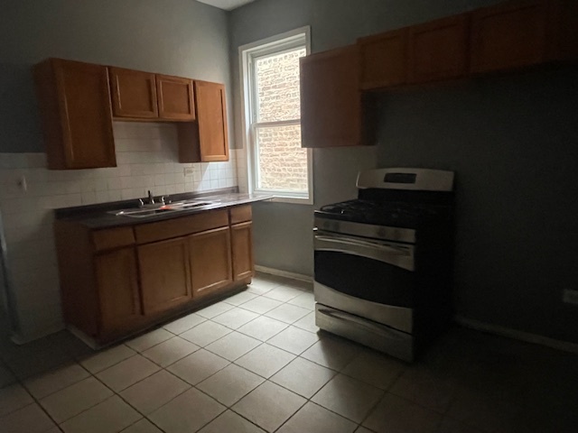 7340 South Yale Avenue Chicago, IL 60621 - Photo 10 of 27
