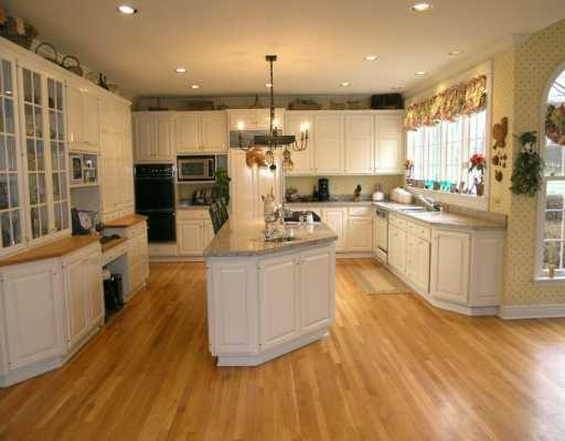 3160 McCully Road Allison Park, PA 15101 - Photo 7 of 8 Kitchen.