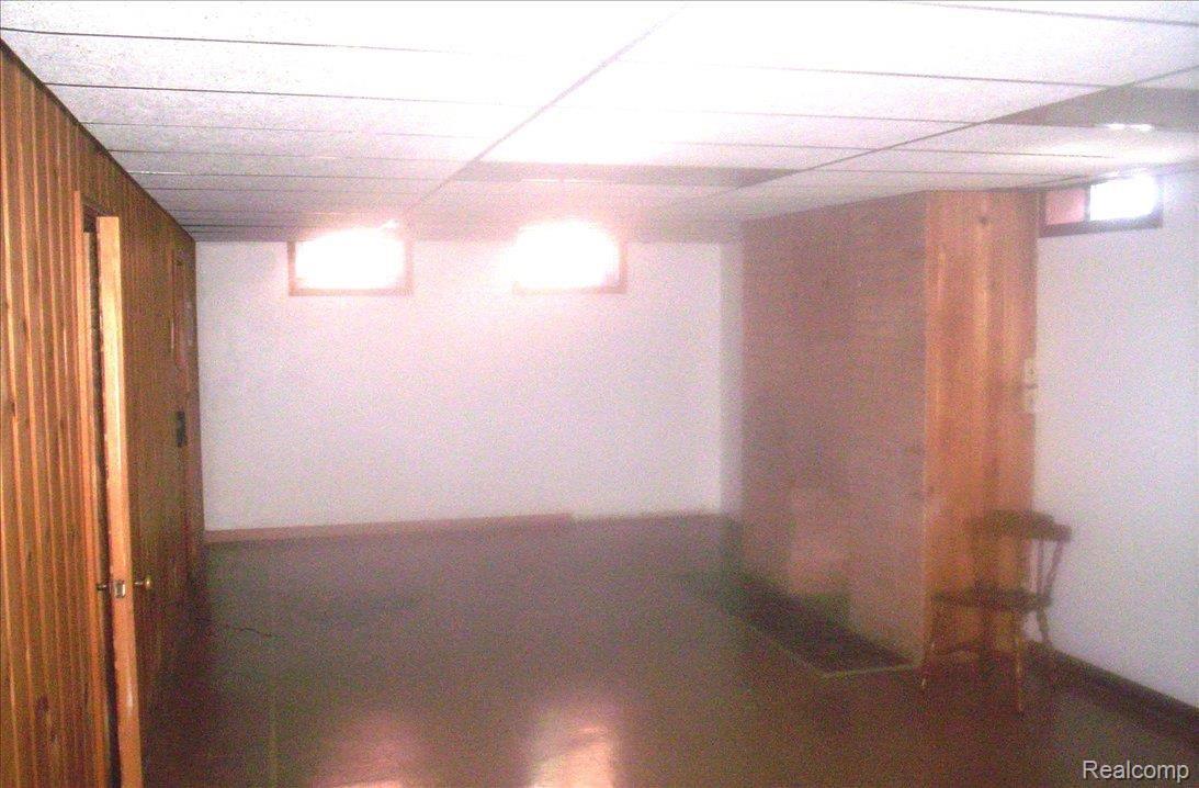 13525 Salem Road Redford, MI 48239 - Photo 7 of 9 REC RM. WITH FIREPLACE