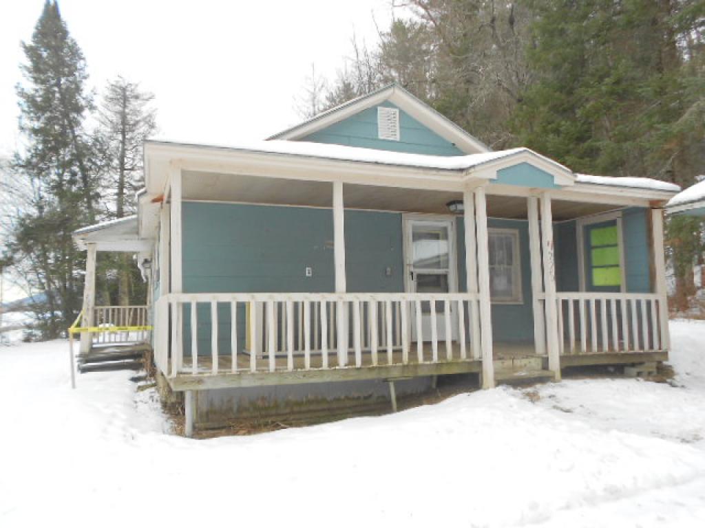 4225 Highway 102 Canaan, VT 05903 - Photo 2 of 9