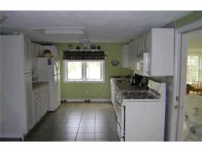 243 Hedding Road Epping, NH 03042 - Photo 2 of 6