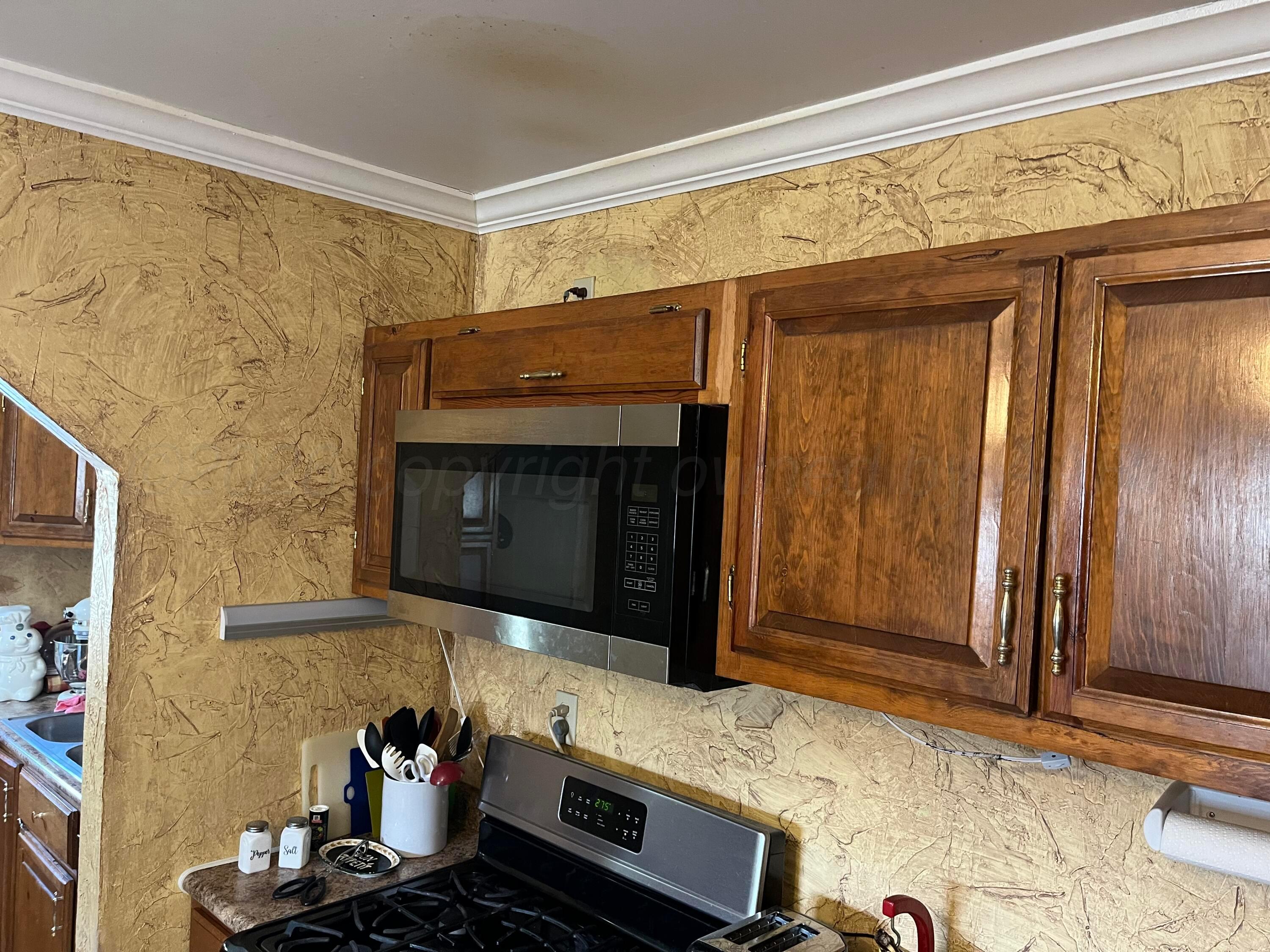 724 Coble Street Borger, TX 79007 - Photo 8 of 24 Kitchen # 4