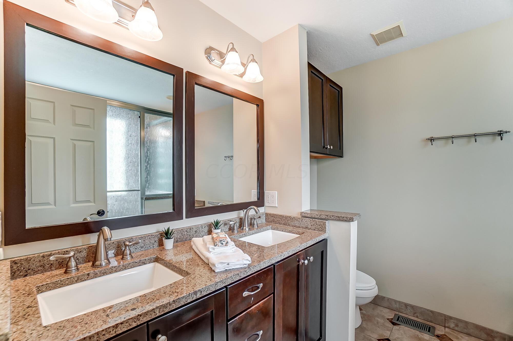7440 Rolling Ridge Way Westerville, OH 43082 - Photo 47 of 85 Owner's Bathroom