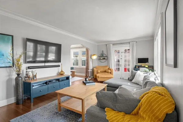 $430,000 | 26 East 70th Terrace, Kansas City, MO 64113