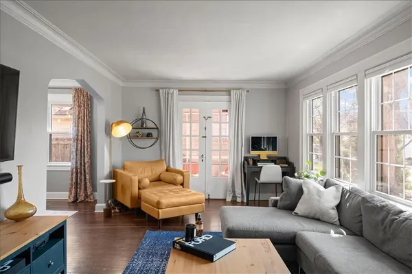 $430,000 | 26 East 70th Terrace, Kansas City, MO 64113