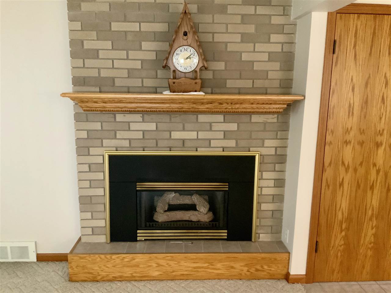 6257 Kelly Road Flushing, MI 48433 - Photo 12 of 39 50045851-11.JPG
