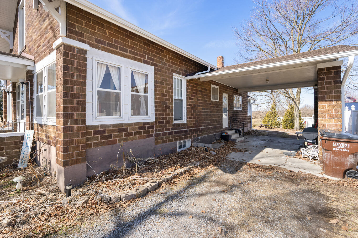 Undisclosed Address Adrian, MI 49221 - Photo 5 of 44 1168 Seneca St - 1037
