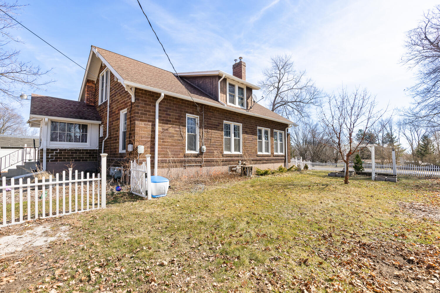 Undisclosed Address Adrian, MI 49221 - Photo 7 of 44 1168 Seneca St - 1040