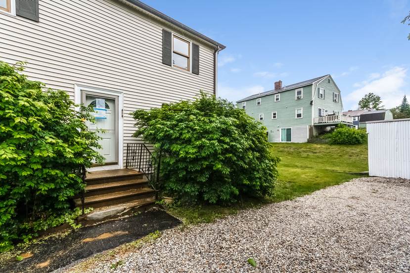 15 R Brian Avenue Derry, NH 03038 - Photo 1 of 25