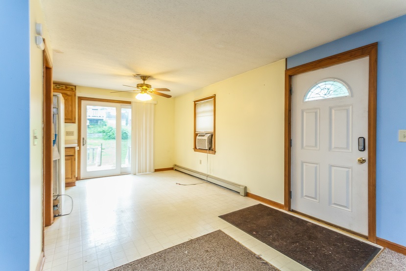 15 R Brian Avenue Derry, NH 03038 - Photo 7 of 25