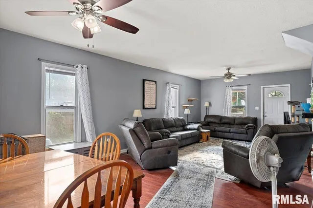 $159,900 | 1101 West Maple Avenue South, Springfield, IL 62704