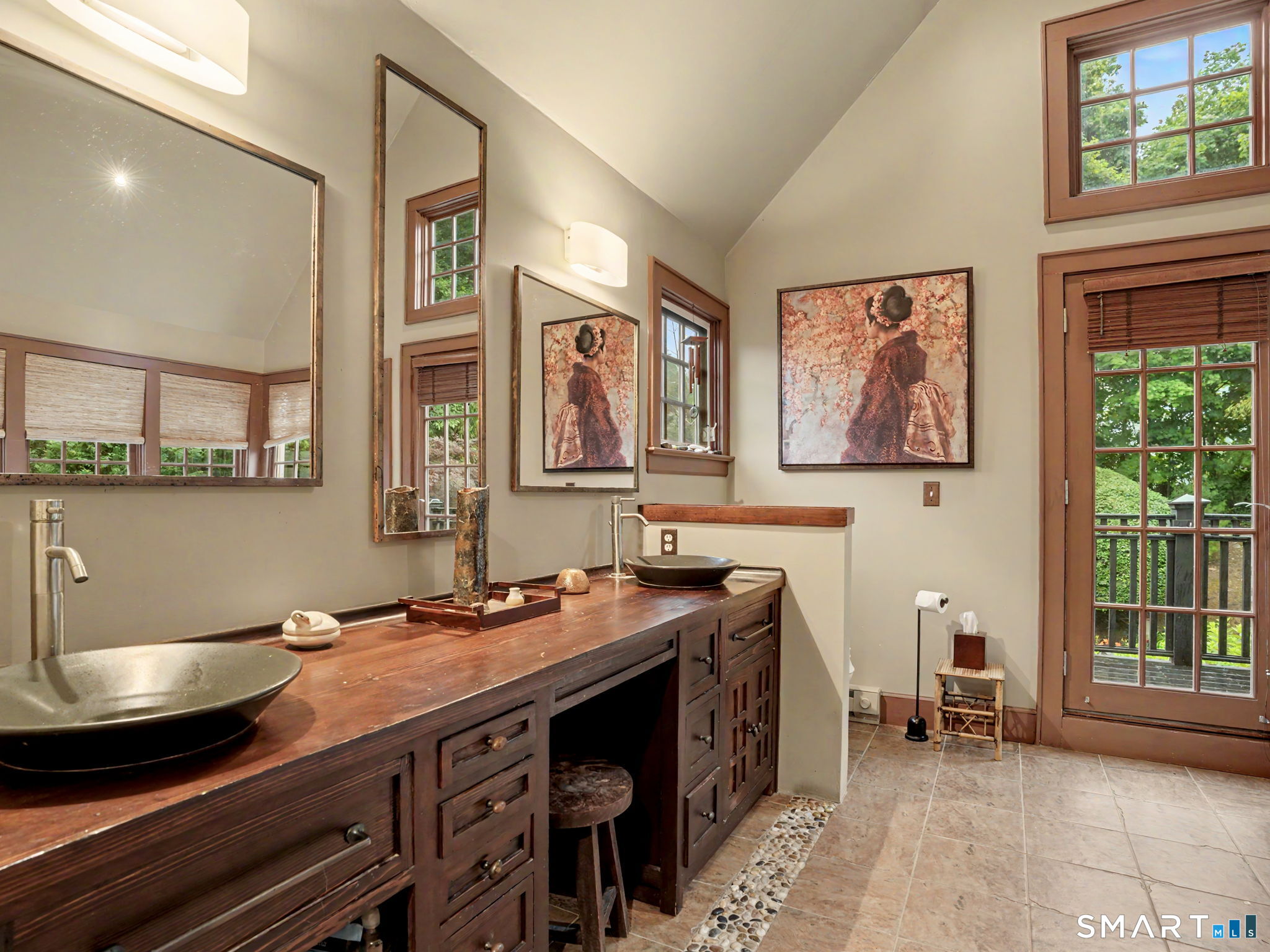 46 Valleywood Road Greenwich, CT 06830 - Photo 18 of 38
