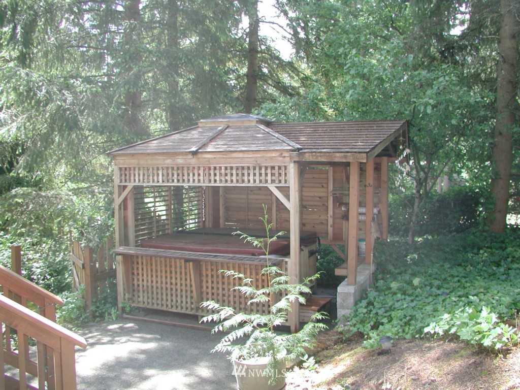 22831 38th Avenue Southeast Bothell, WA 98021 - Photo 12 of 15