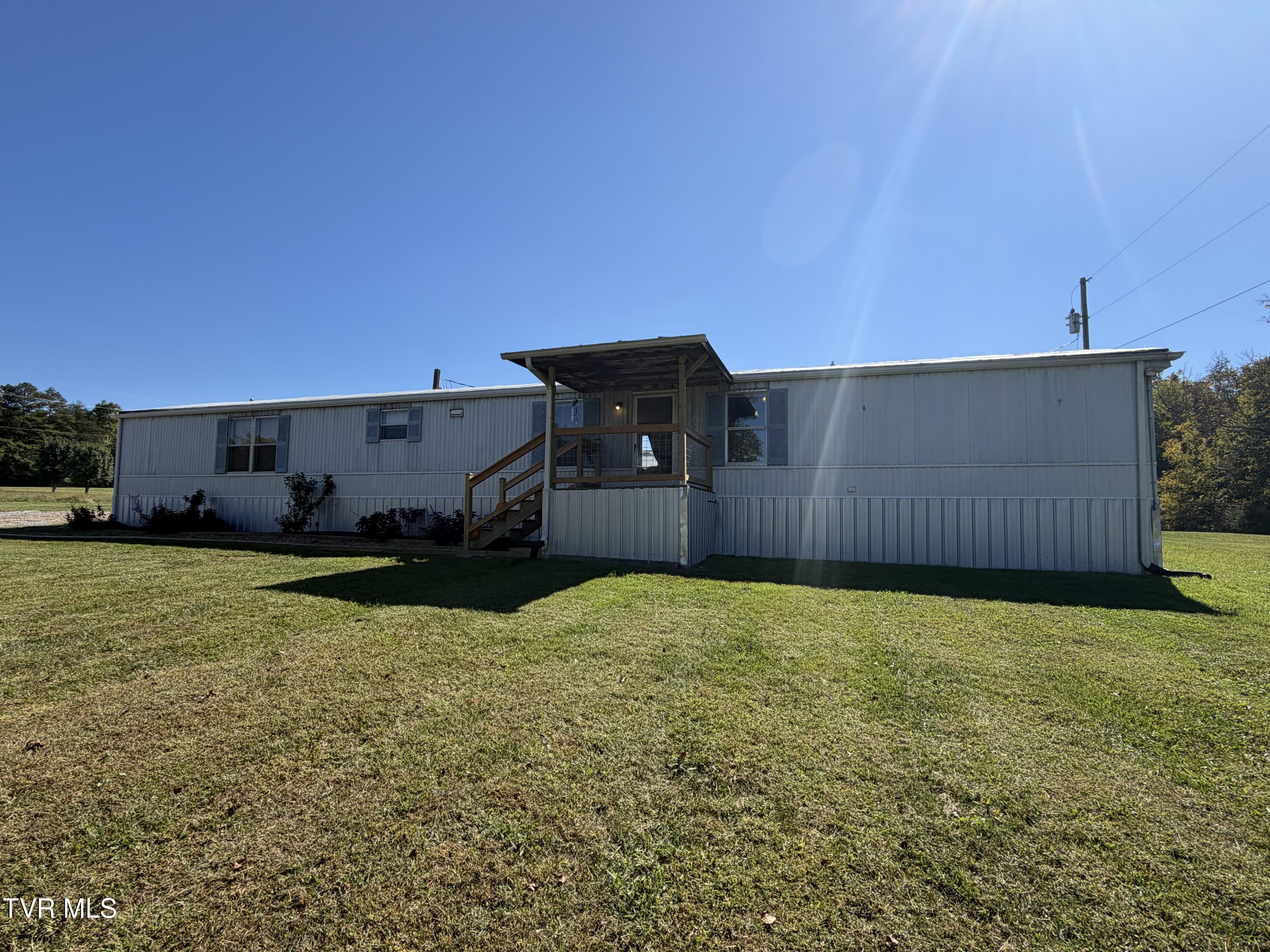 335 Carpenters Chapel Road Mosheim, TN 37818 - Photo 28 of 28 IMG_0336