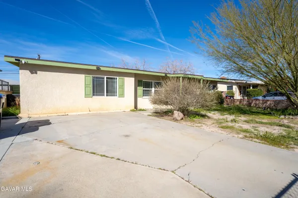 $390,000 | 44227 Date Avenue, Lancaster, CA 93534