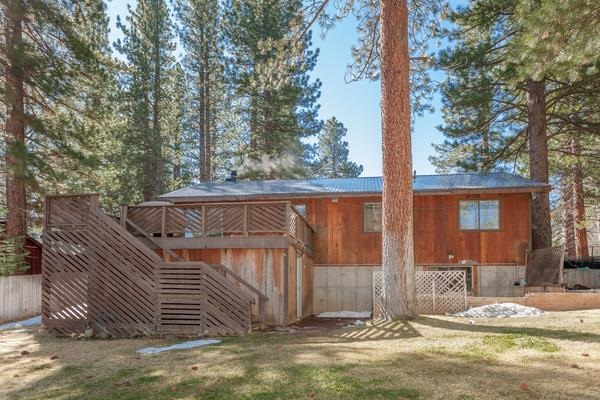 10754 Torrey Pine Road Truckee, CA 96161 - Photo 3 of 13 Gallery Image 3